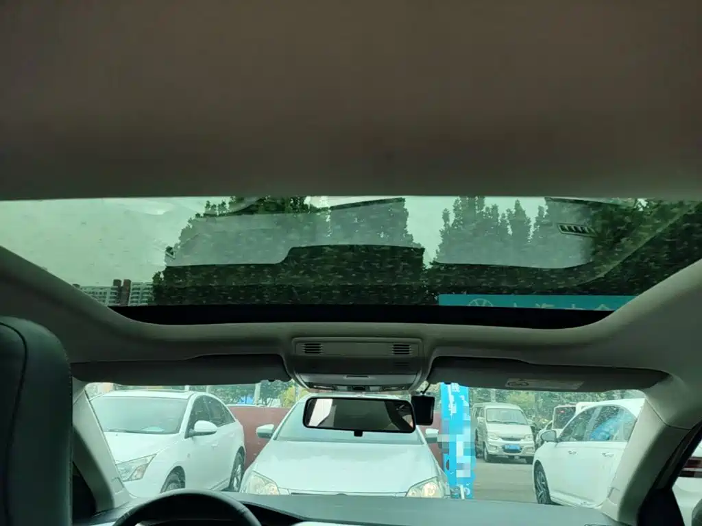 Volkswagen Polo — миниатюра 18