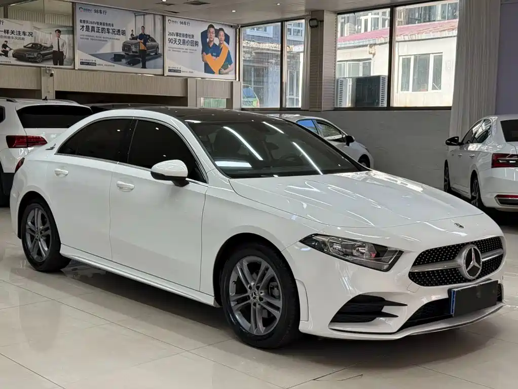 Mercedes-Benz A-Class — миниатюра 3