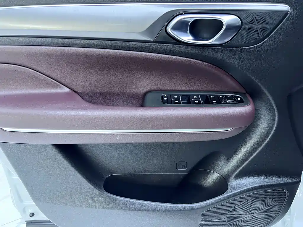 GAC Motor Trumpchi M6 — миниатюра 8