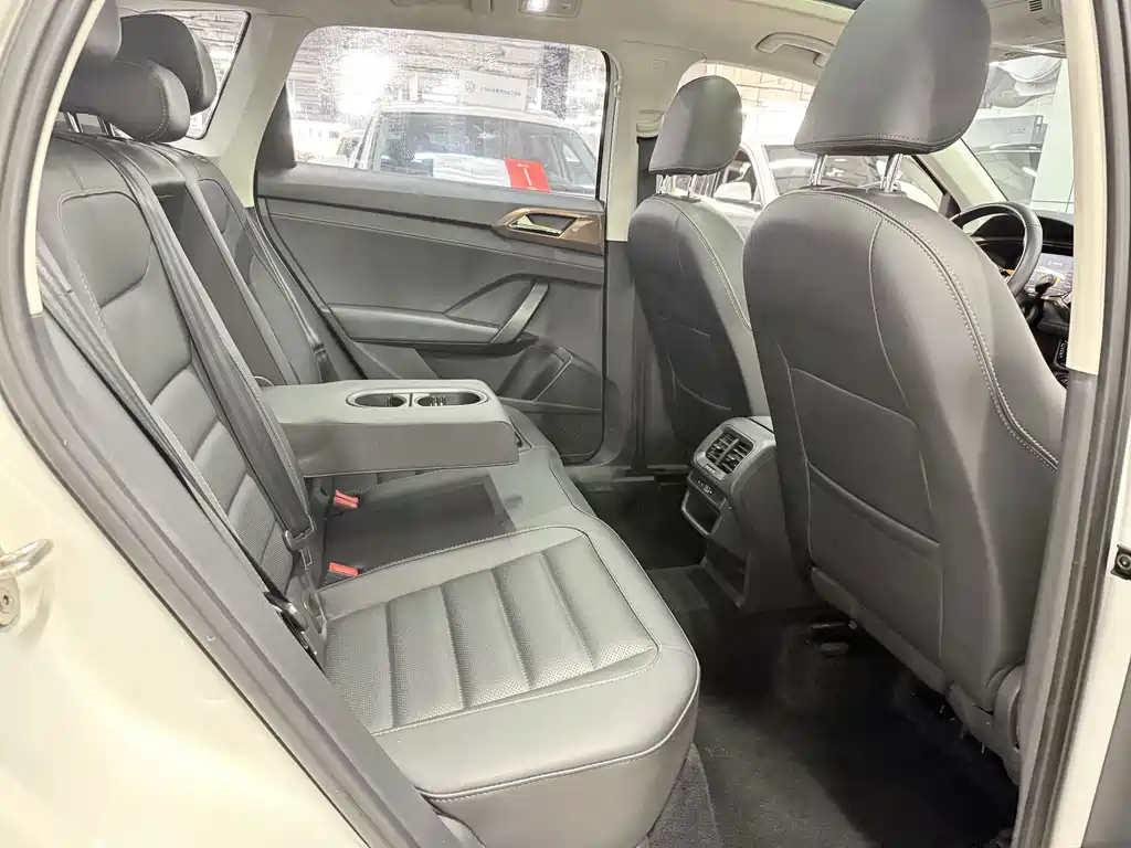 Volkswagen Tharu — миниатюра 11