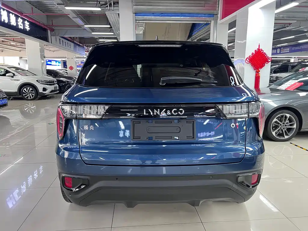 Lynk & Co 01 — миниатюра 8