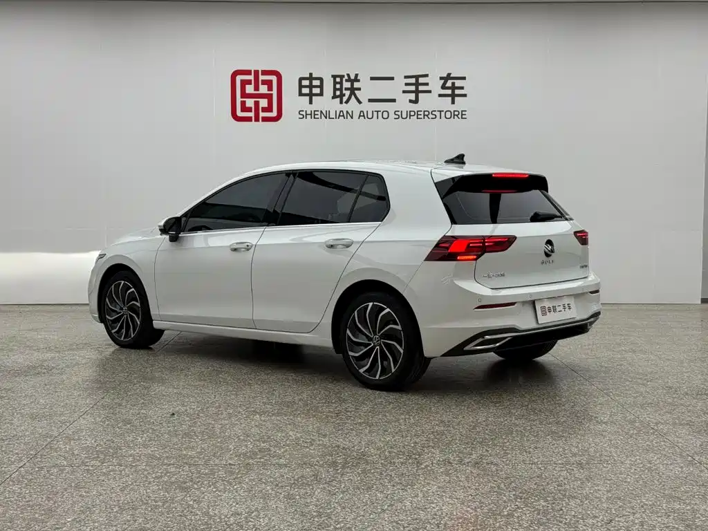 Volkswagen Golf — миниатюра 2