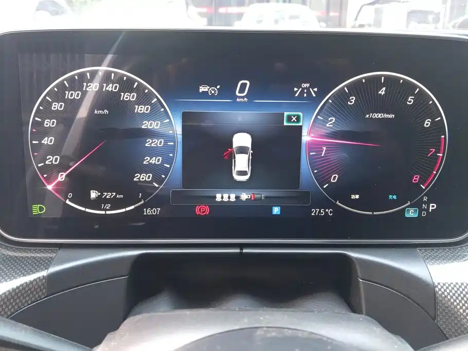 Mercedes-Benz C-Class — миниатюра 14