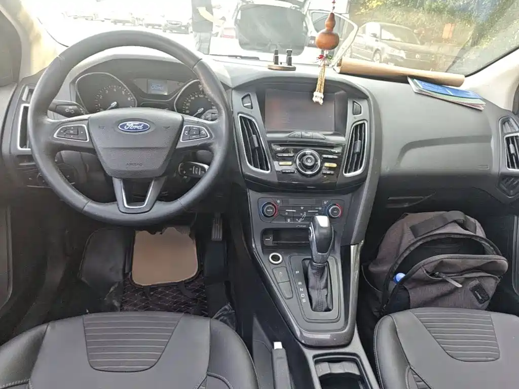 Ford Focus — миниатюра 10