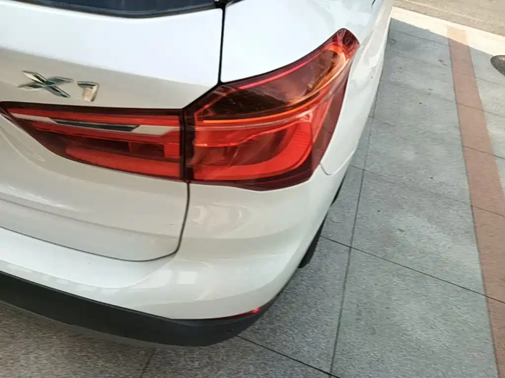 BMW X1 — миниатюра 8