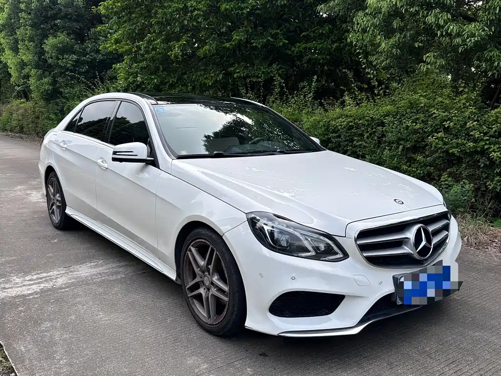 Mercedes-Benz E-Class — миниатюра 3