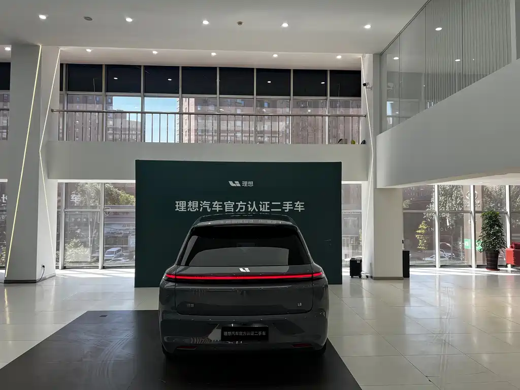 Li Auto Li L8 — миниатюра 13