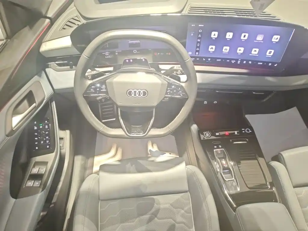 Audi Q6L e-tron — миниатюра 15