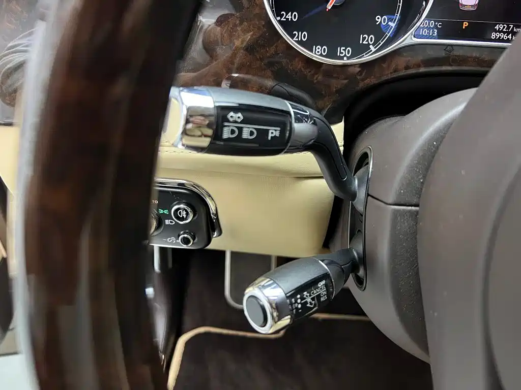 Bentley Mulsanne — миниатюра 8