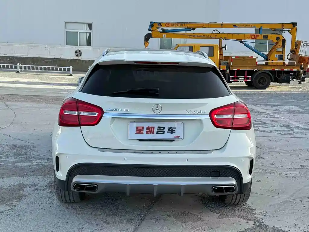 Mercedes-Benz GLA AMG — миниатюра 4
