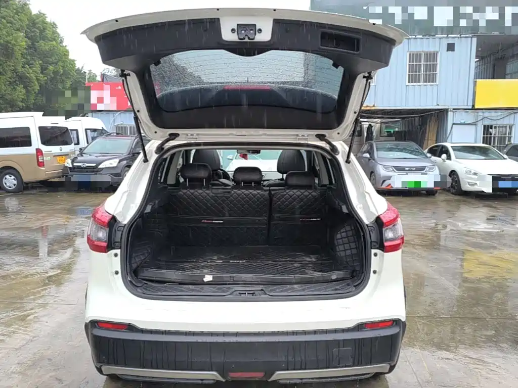 Nissan Qashqai — миниатюра 19