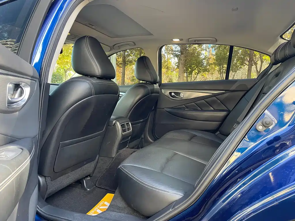 Infiniti Q50L — миниатюра 10