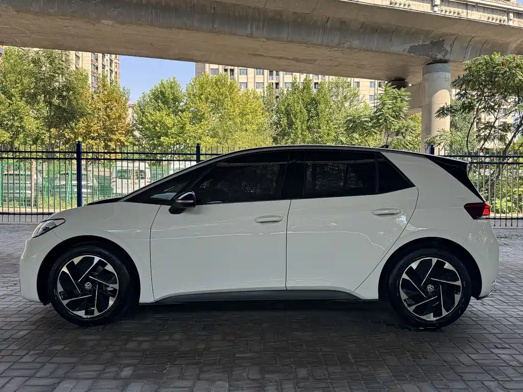 Volkswagen ID.3 — миниатюра 4
