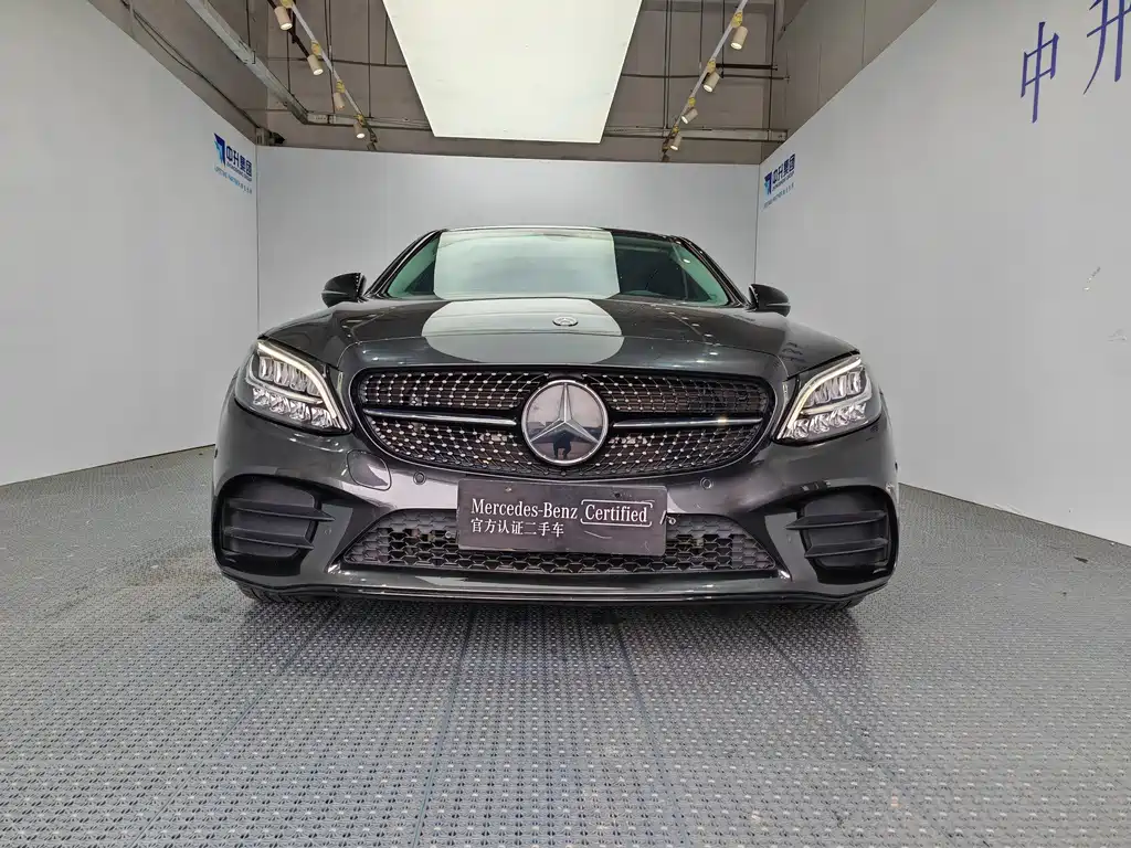 Mercedes-Benz C-Class — миниатюра 2