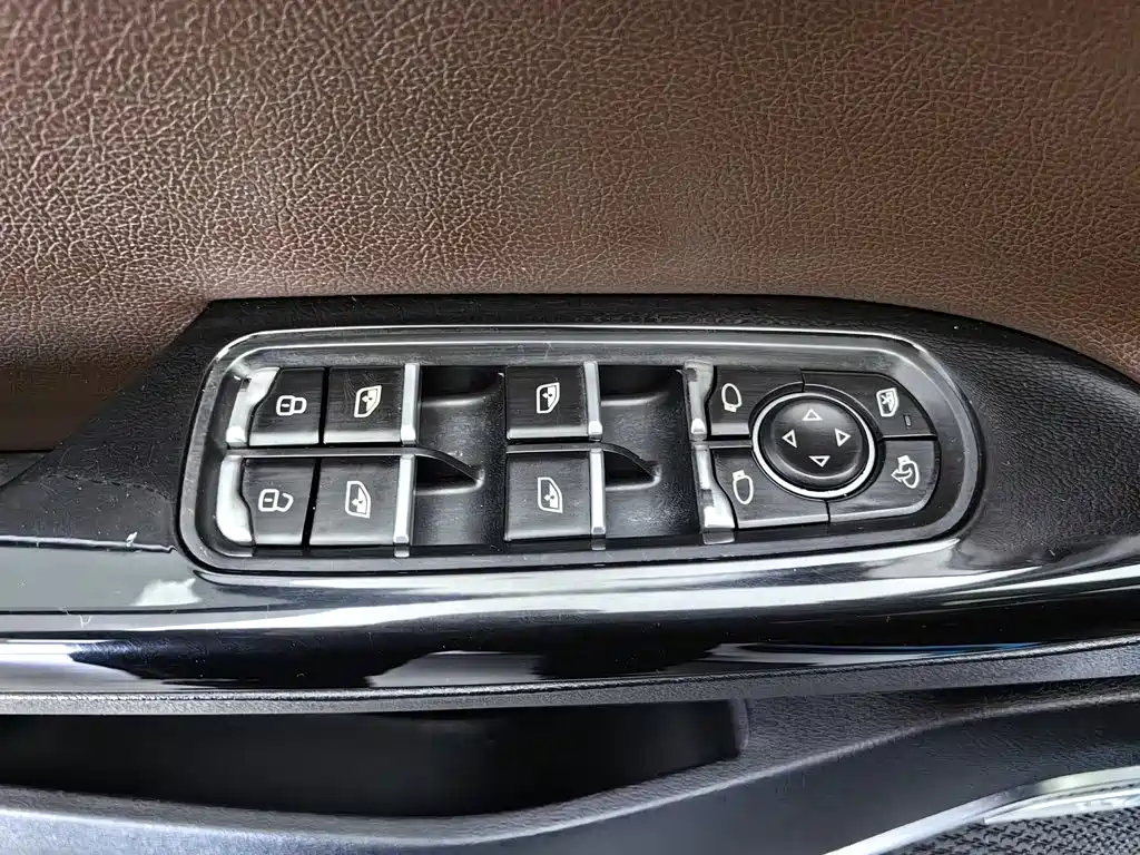 TRAUM S70 — миниатюра 9