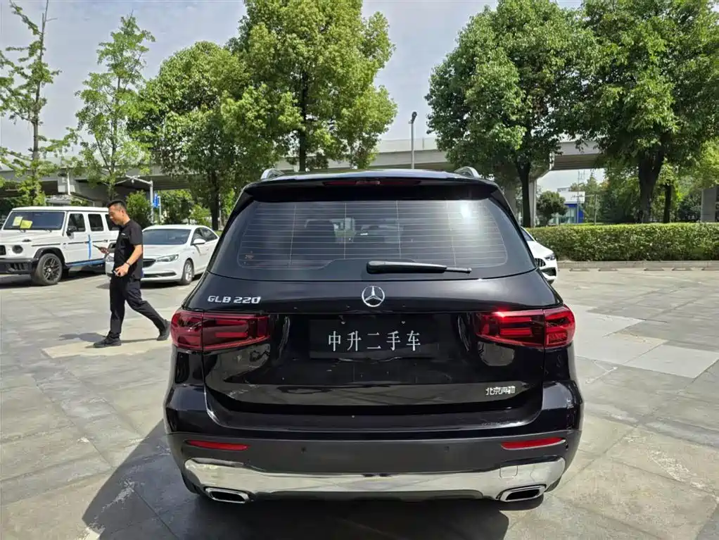 Mercedes-Benz GLB 2024 GLB 220 Fashion