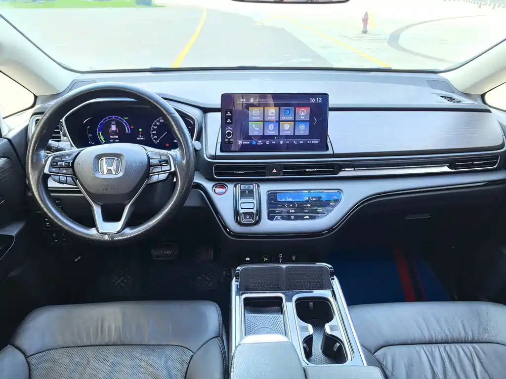 Honda Elysion — миниатюра 14