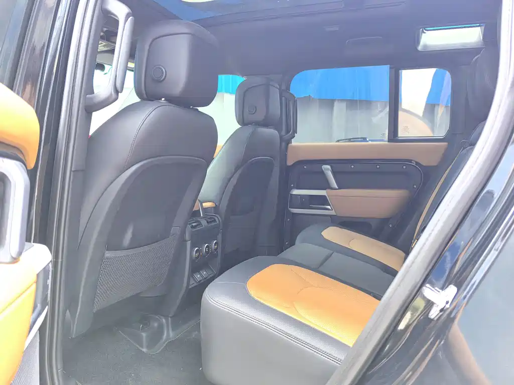 Land Rover Land Rover Defender 2023 110 3.0T P400 X-DYNAMIC HSE