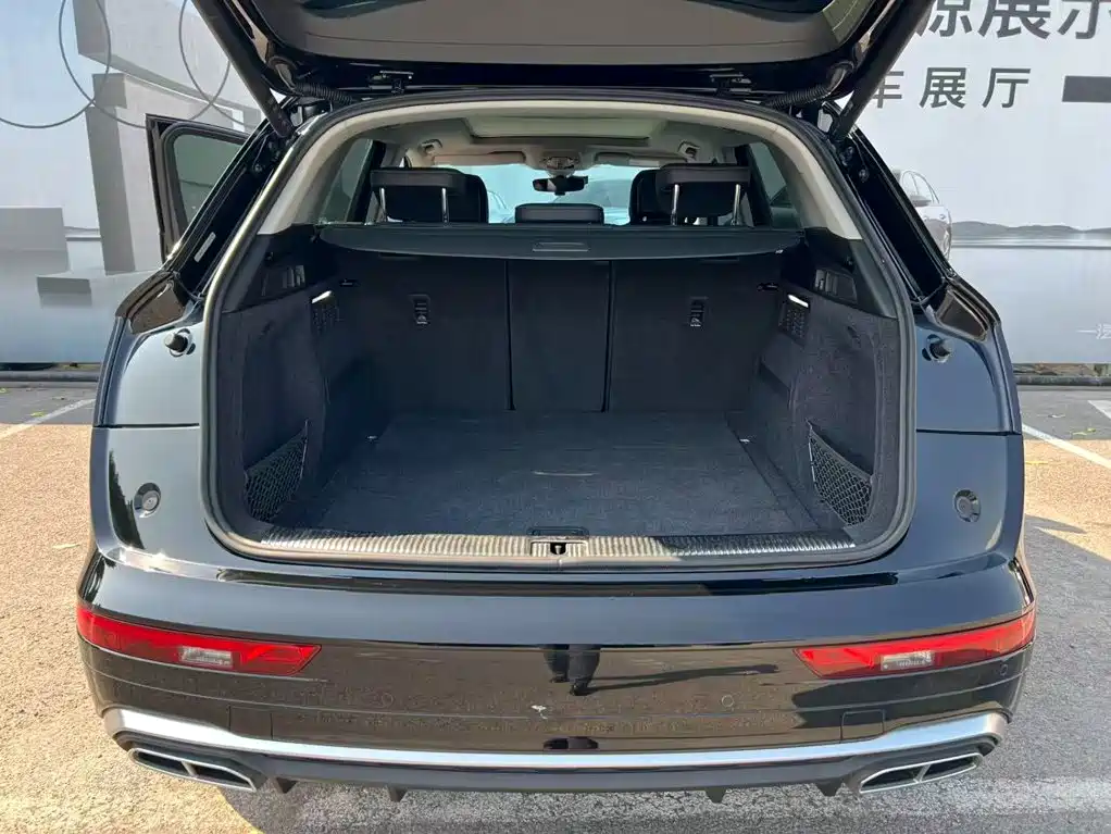 Audi Q5L — миниатюра 8