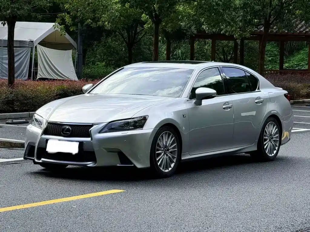Lexus GS