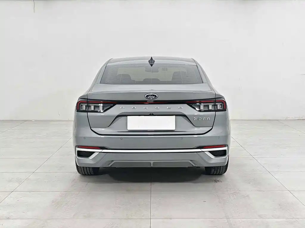 Ford Mondeo — миниатюра 2