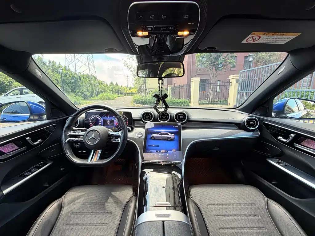 Mercedes-Benz C-Class — миниатюра 5