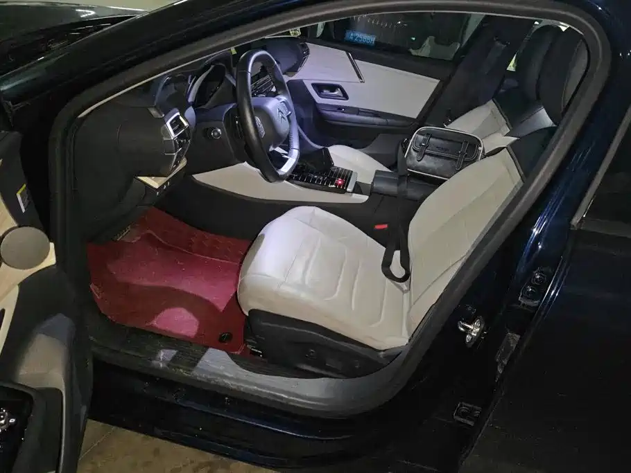 Citroen C5 X — миниатюра 9