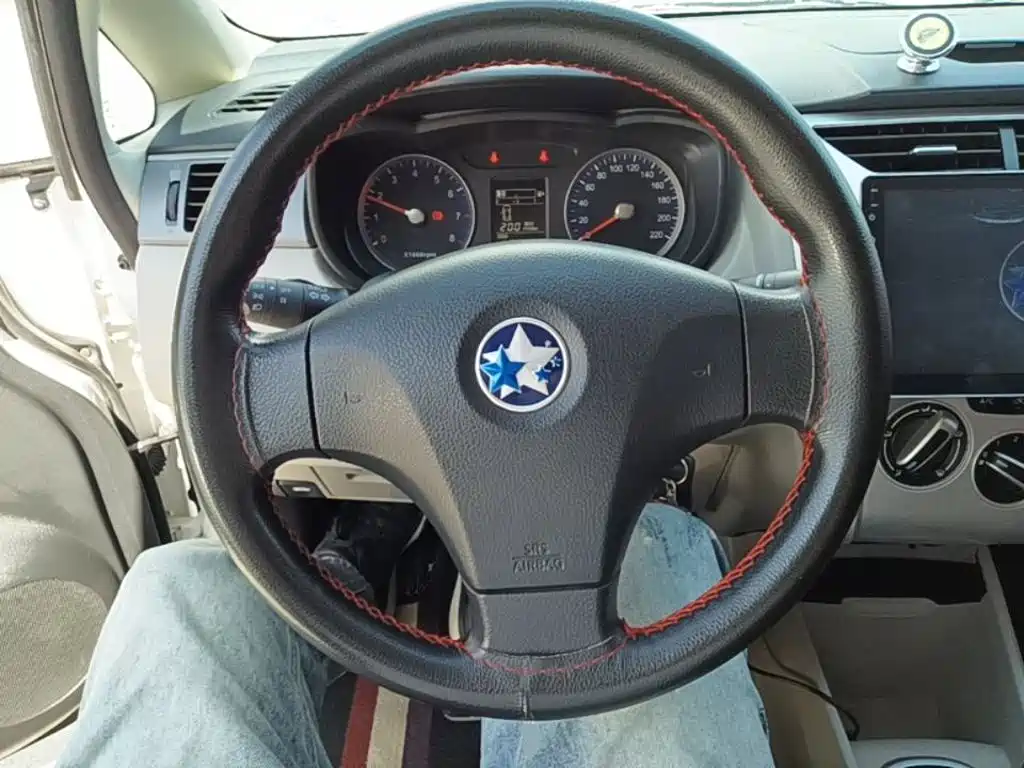 Venucia R50 — миниатюра 11