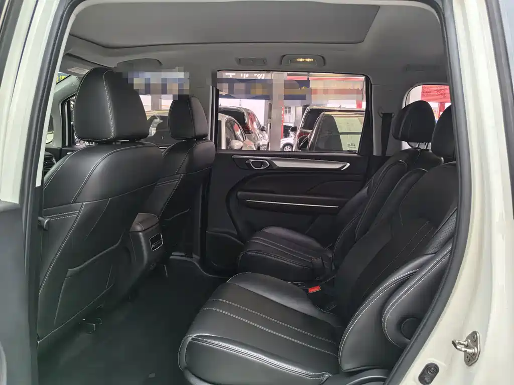 GAC Motor Trumpchi M6 — миниатюра 8