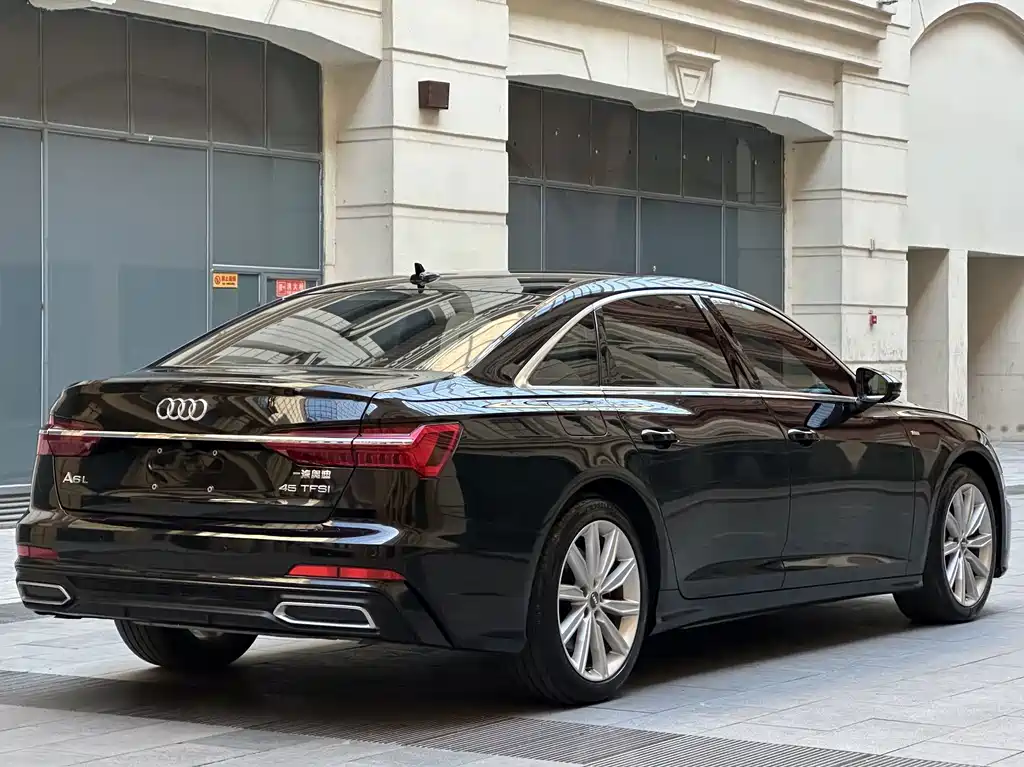 Audi A6L — миниатюра 5