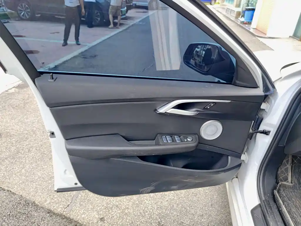 BMW 1 Series — миниатюра 6