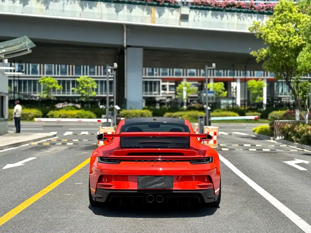 Porsche 911 2021 GT3