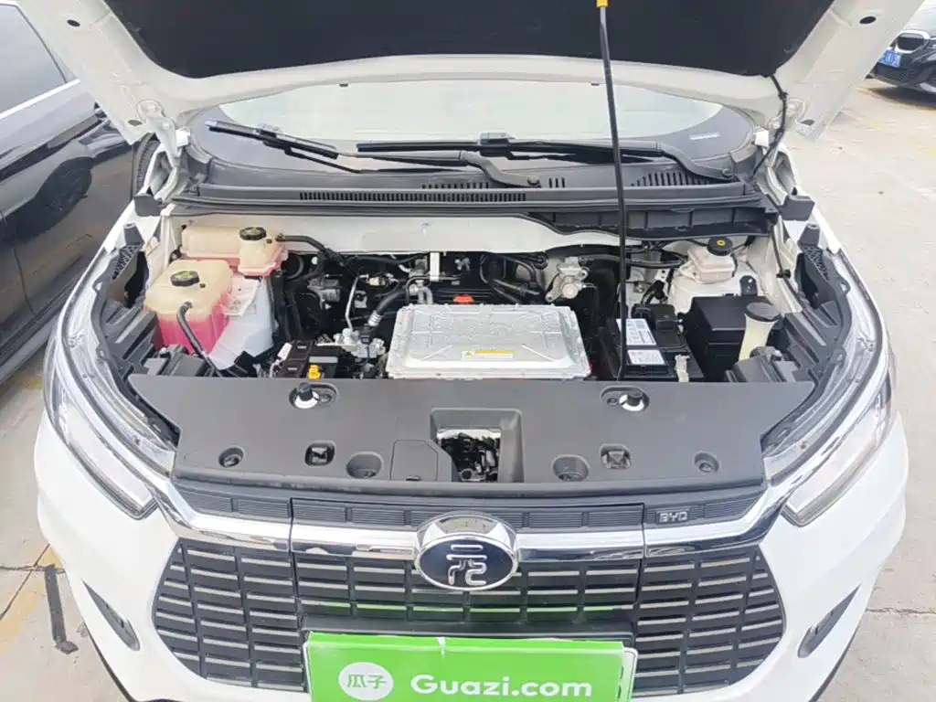 BYD Yuan EV — миниатюра 20