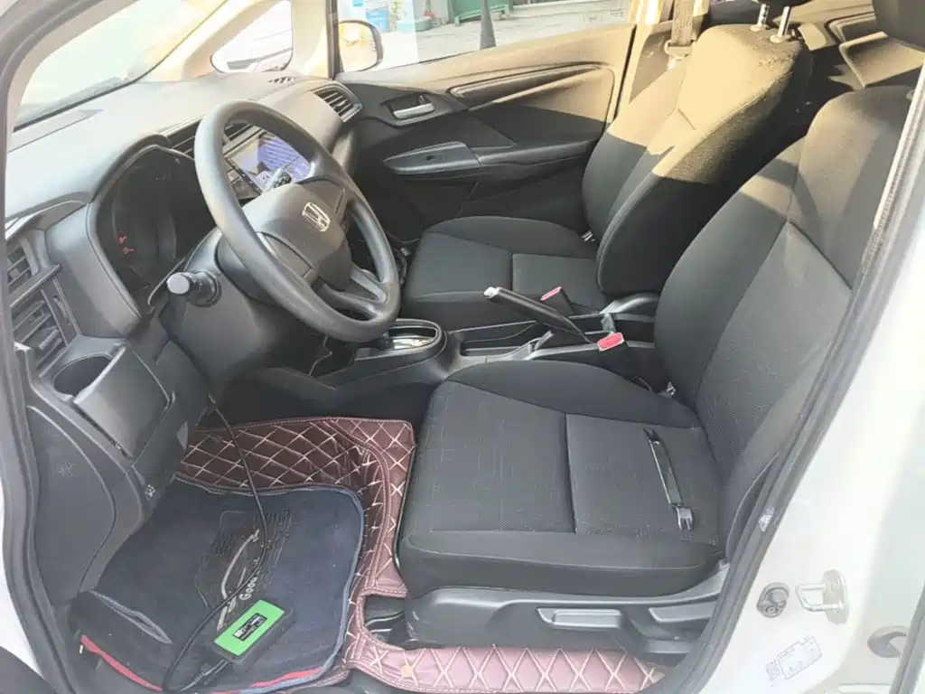 Honda Fit — миниатюра 15