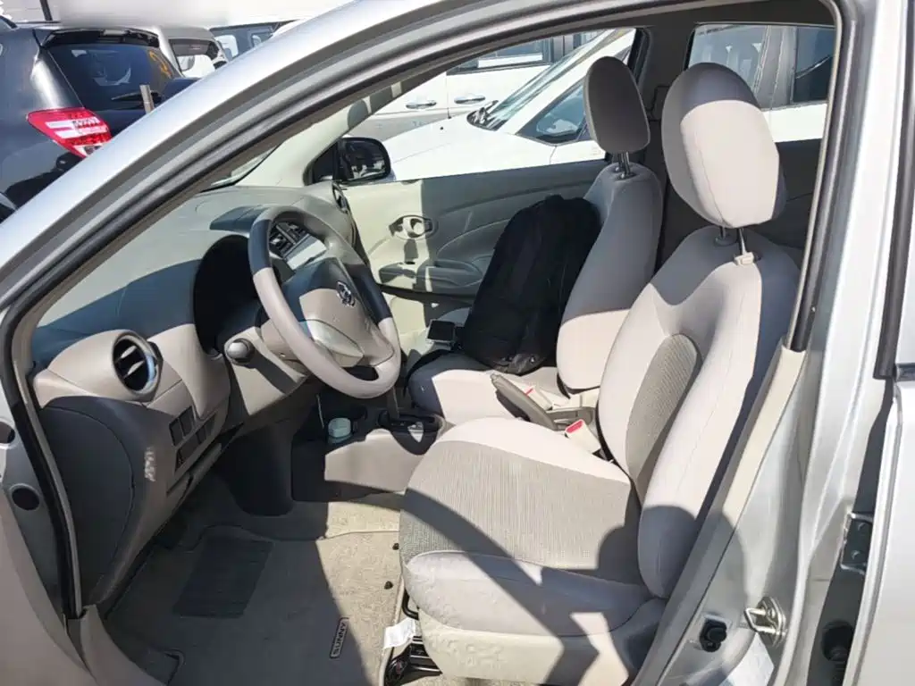 Nissan Sunny — миниатюра 15