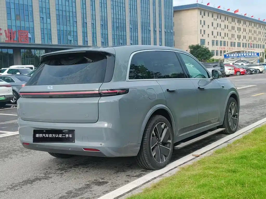 Li Auto Li L8 — миниатюра 10