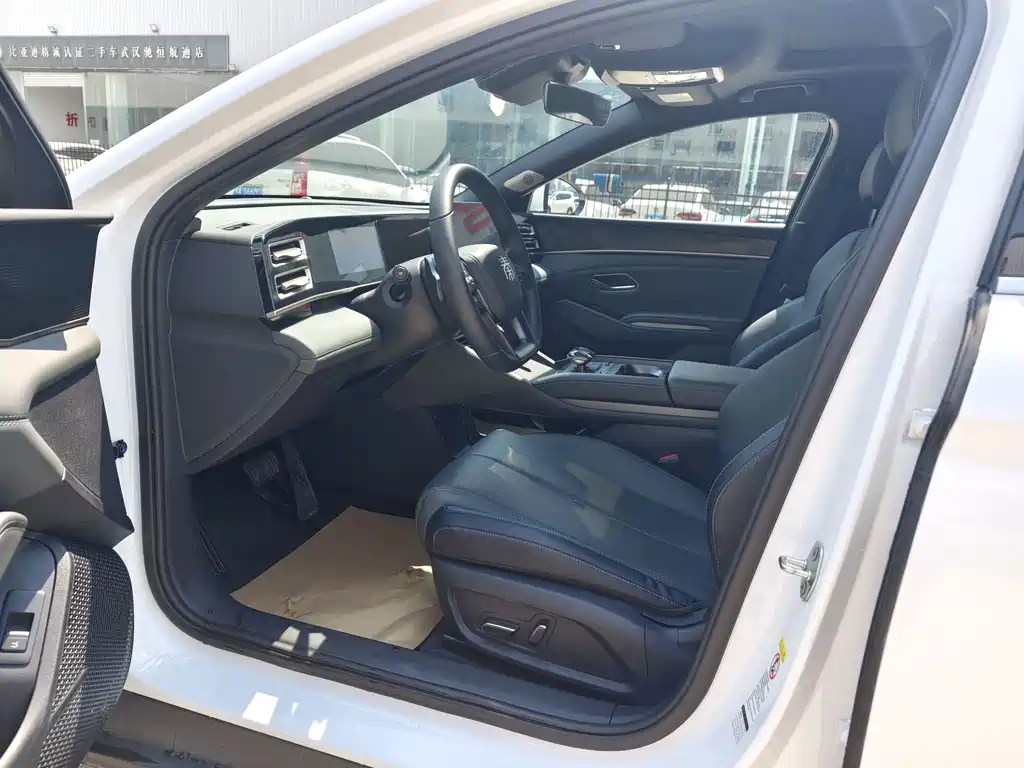 BYD Qin L — миниатюра 11