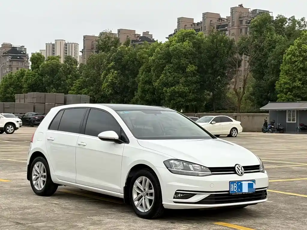 Volkswagen Golf — миниатюра 3