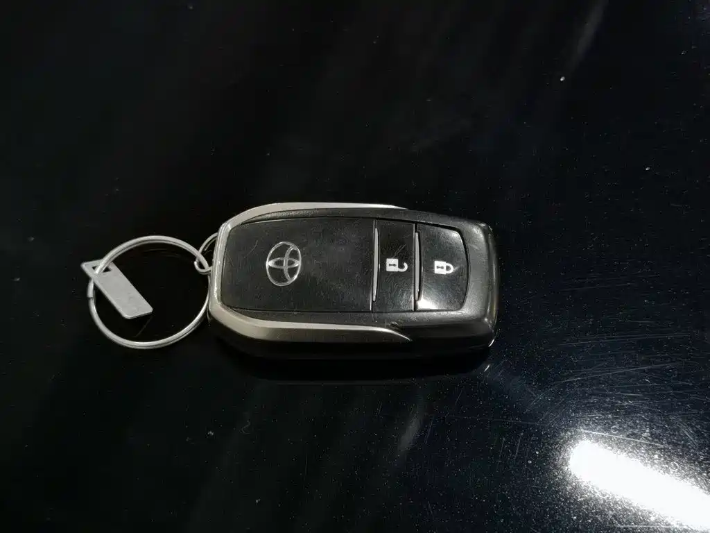 Toyota Highlander — миниатюра 19