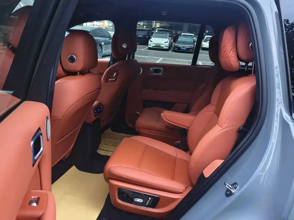 Li Auto Li L8 — миниатюра 11