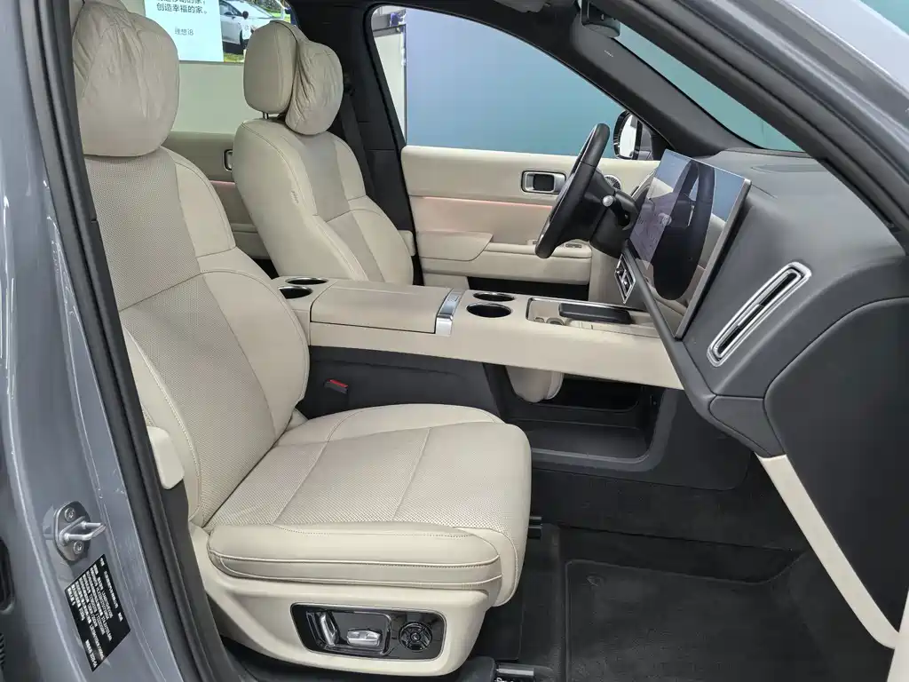 Li Auto Li L8 — миниатюра 13