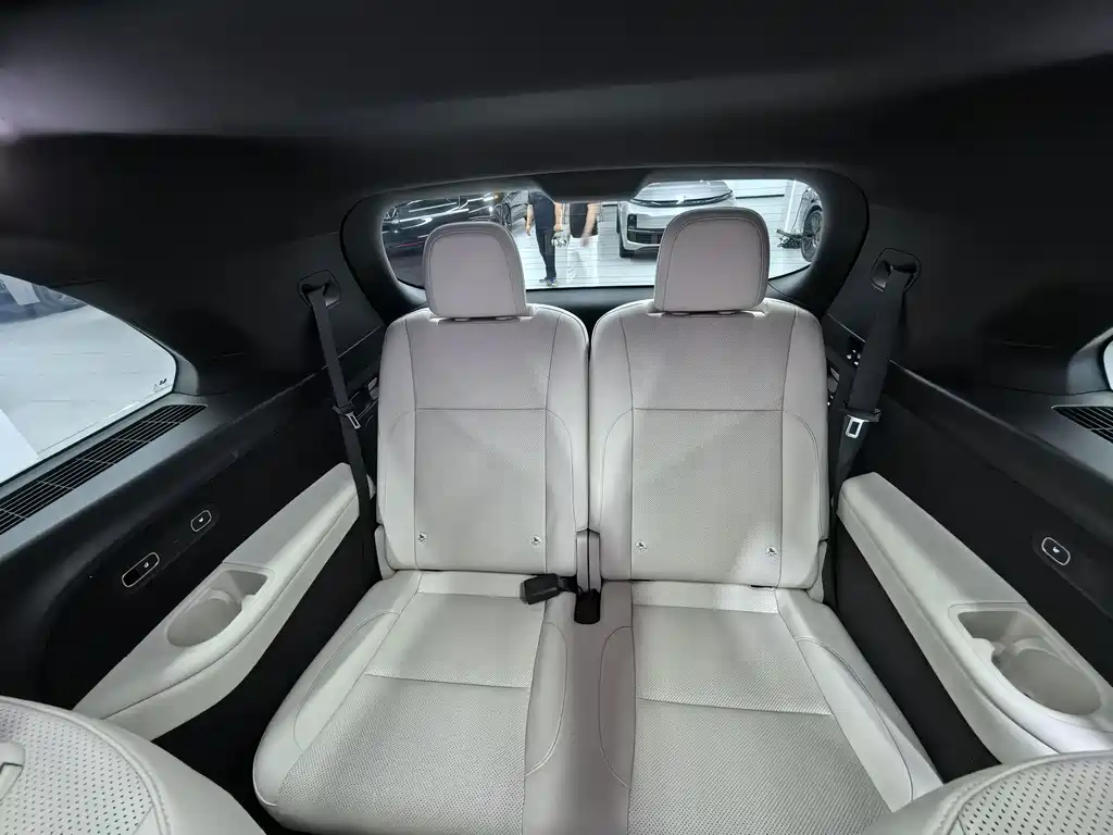 Li Auto Li L8 — миниатюра 14