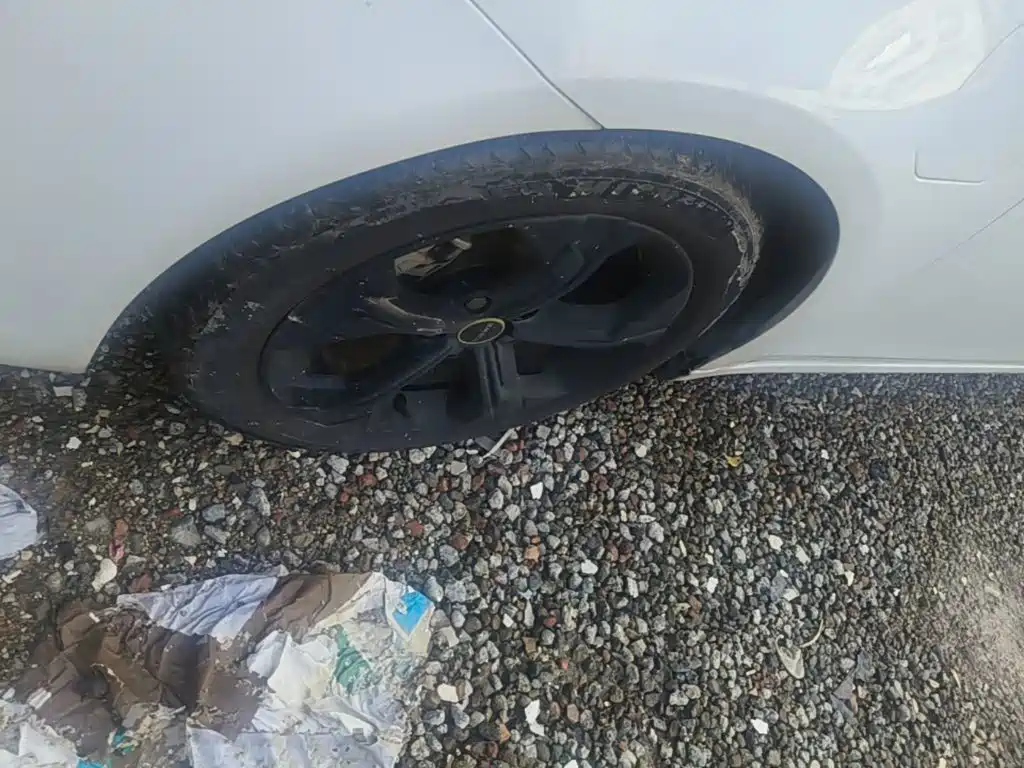 Roewe i6 MAX New Energy — миниатюра 23