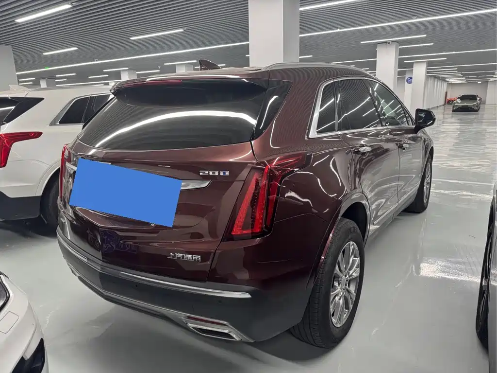CADILLAC XT5