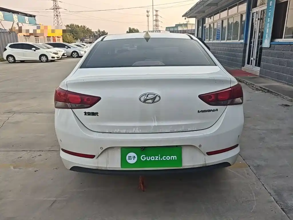 Hyundai Verna — миниатюра 6