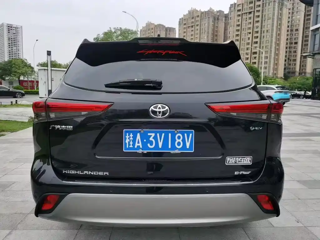 Toyota Highlander — миниатюра 4