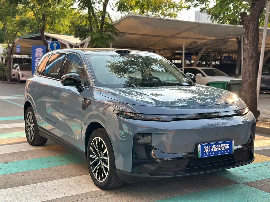 Leapmotor Leapmotor B10 — миниатюра 3