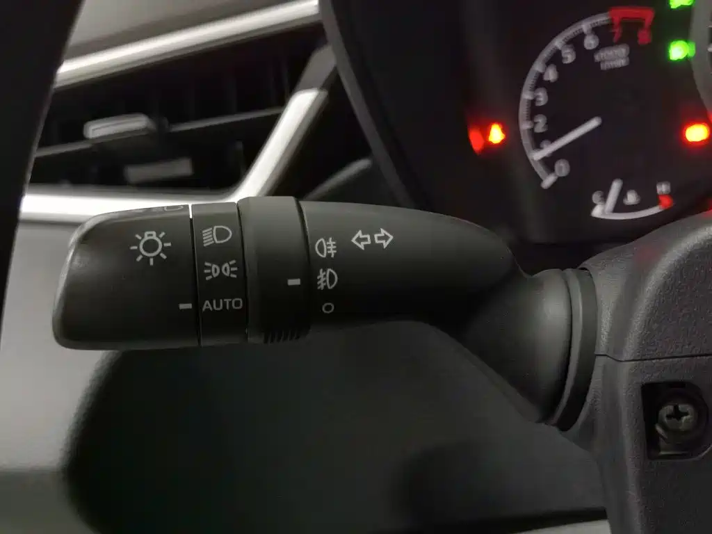 Toyota Corolla — миниатюра 21