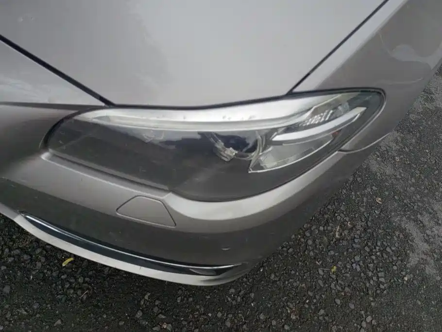 BMW 5 Series — миниатюра 5