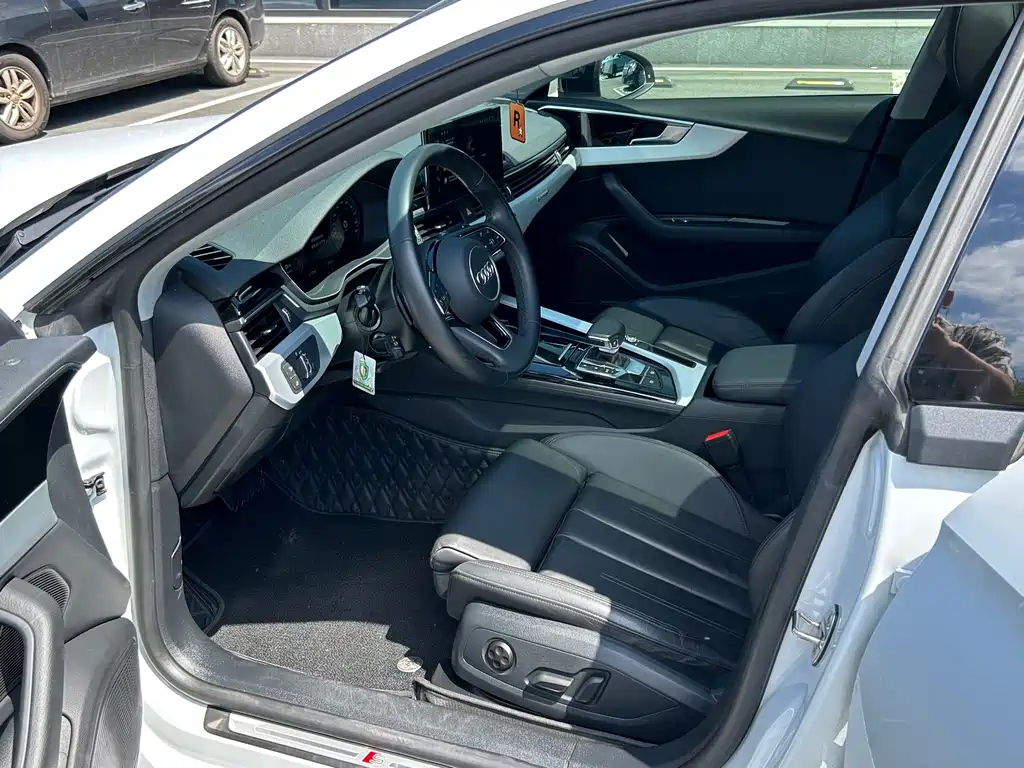 Audi A5 (Import) — миниатюра 11